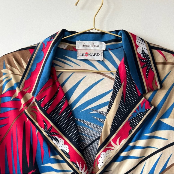 Neiman Marcus Red/Blue Midi Short Sleeve Shirt Dress - Picture 3 of 9